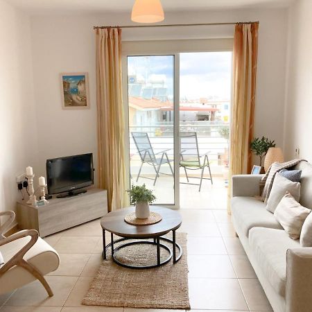 Apartment Helena Paralímni Extérieur photo