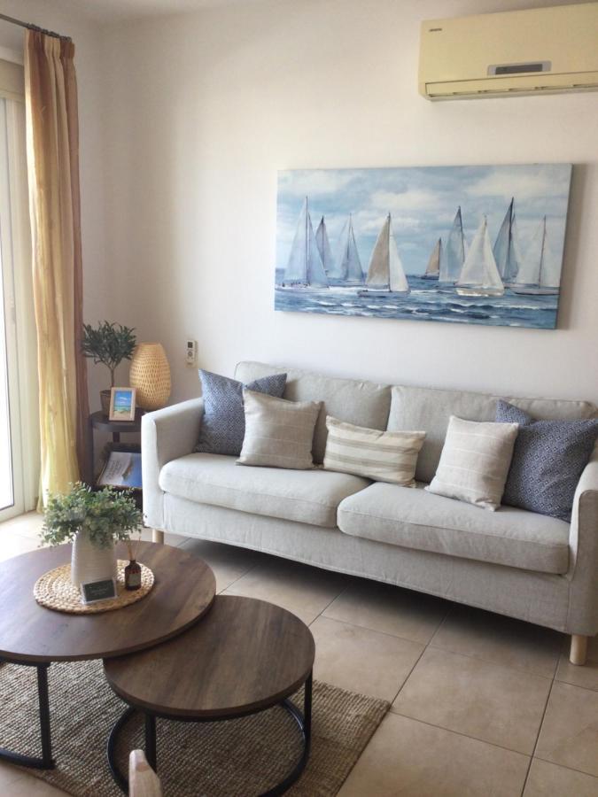 Apartment Helena Paralímni Extérieur photo