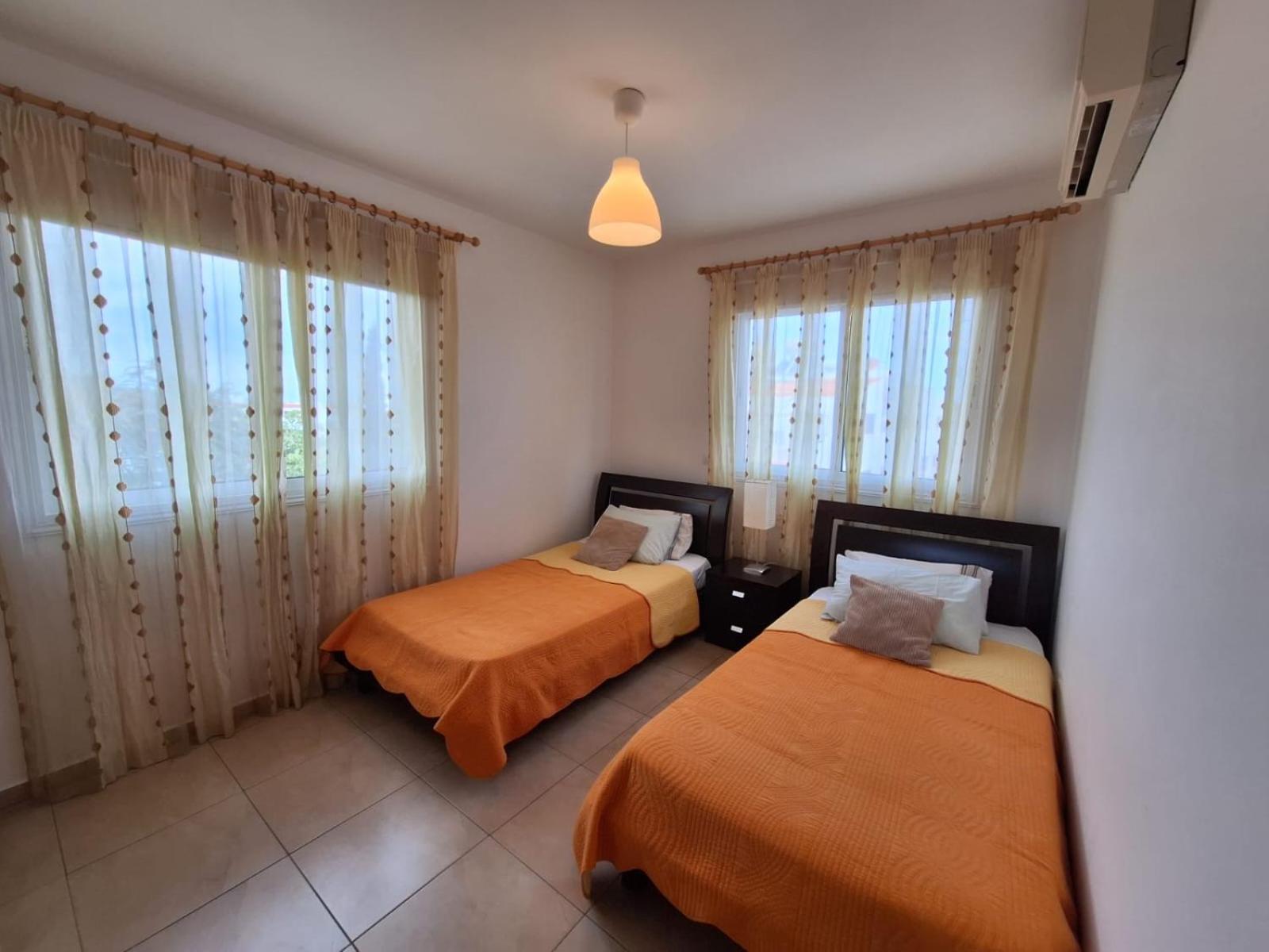 Apartment Helena Paralímni Extérieur photo